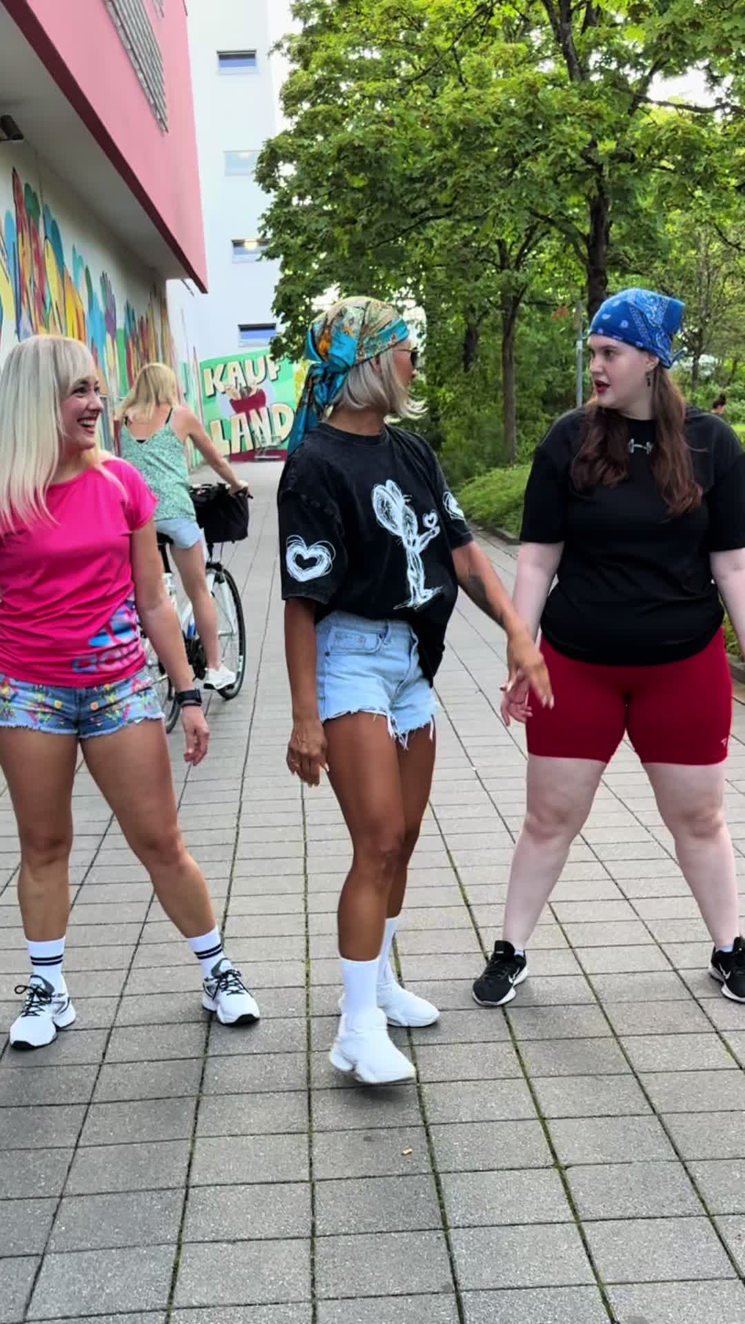 @Mari Корыстная Особа😜