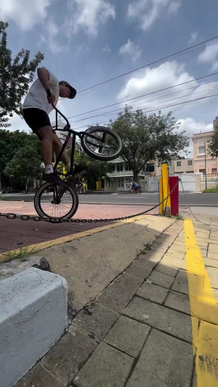@BMX