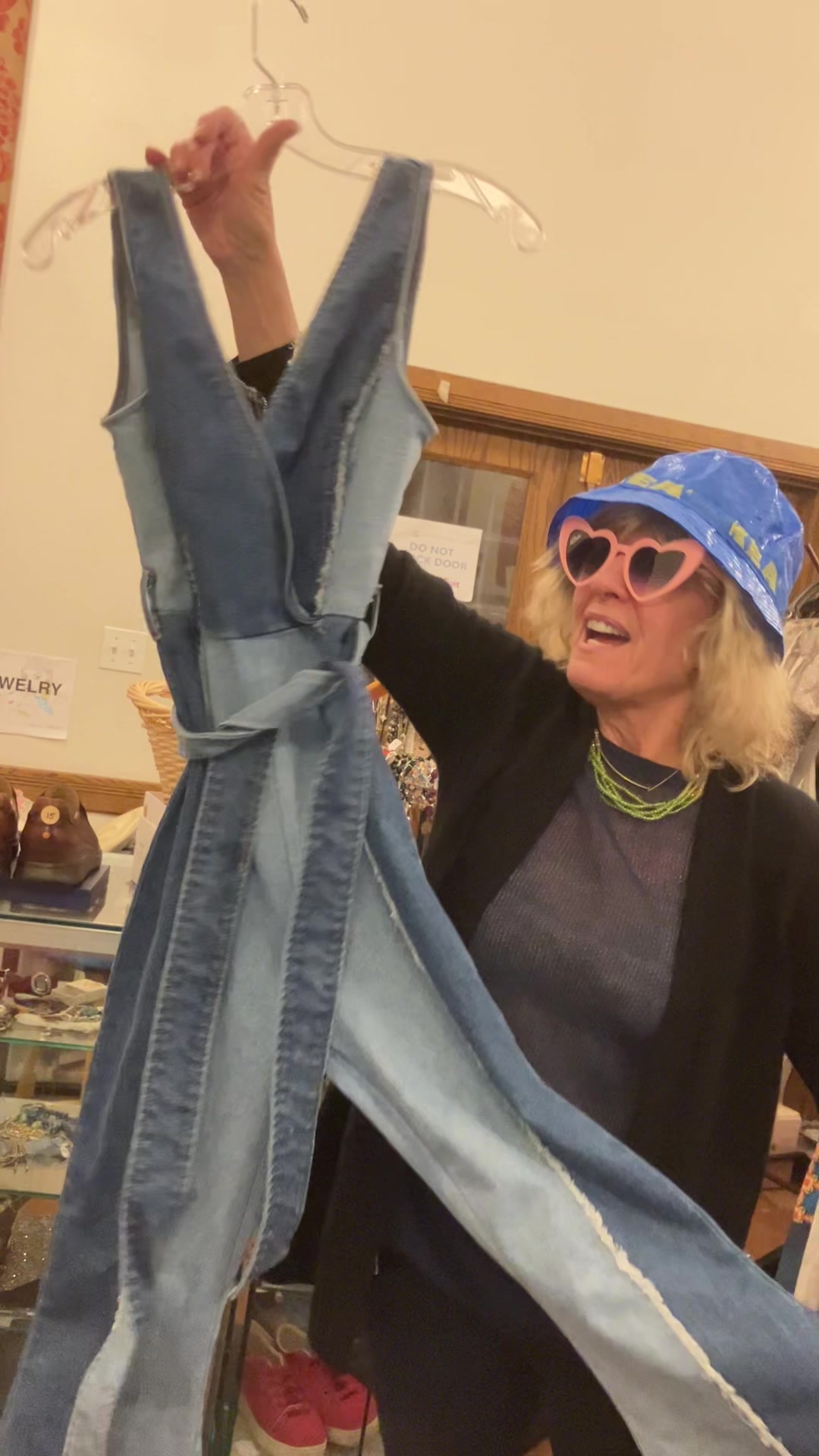 @thriftythreads