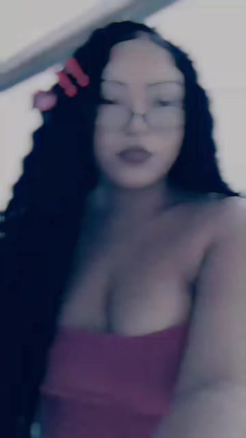 @laisakadyja