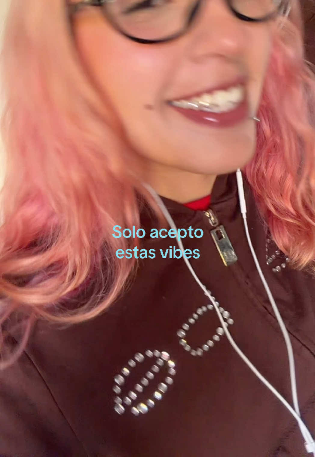 @Antito (✿◠‿◠)