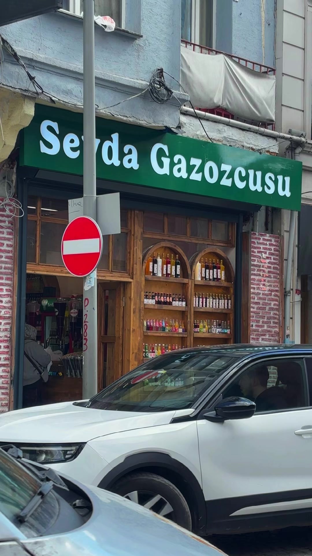 @R&uuml;ya***