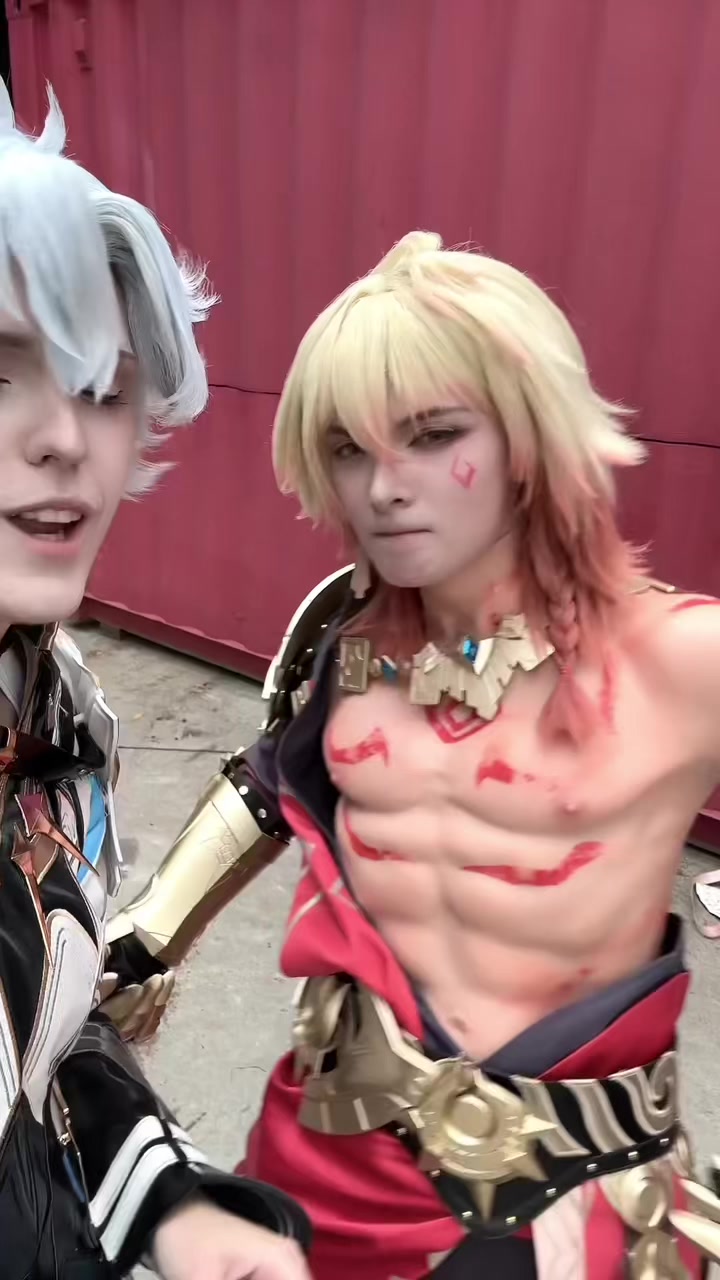 @AriSss