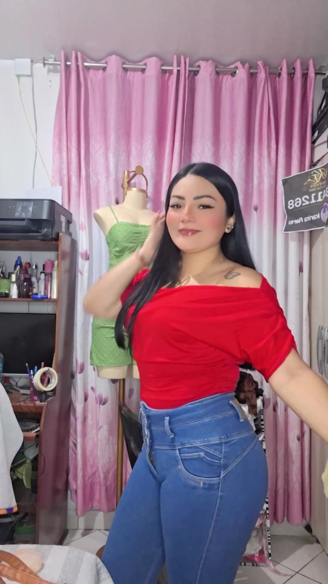 @karinaflores13