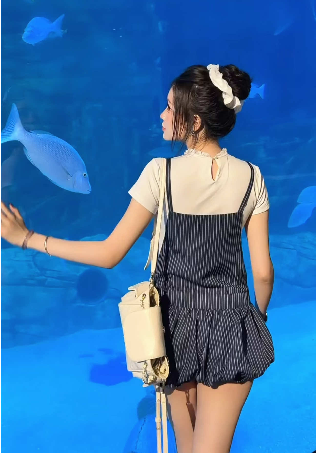@𝑺𝒂𝒓𝒂𝒉 🦋