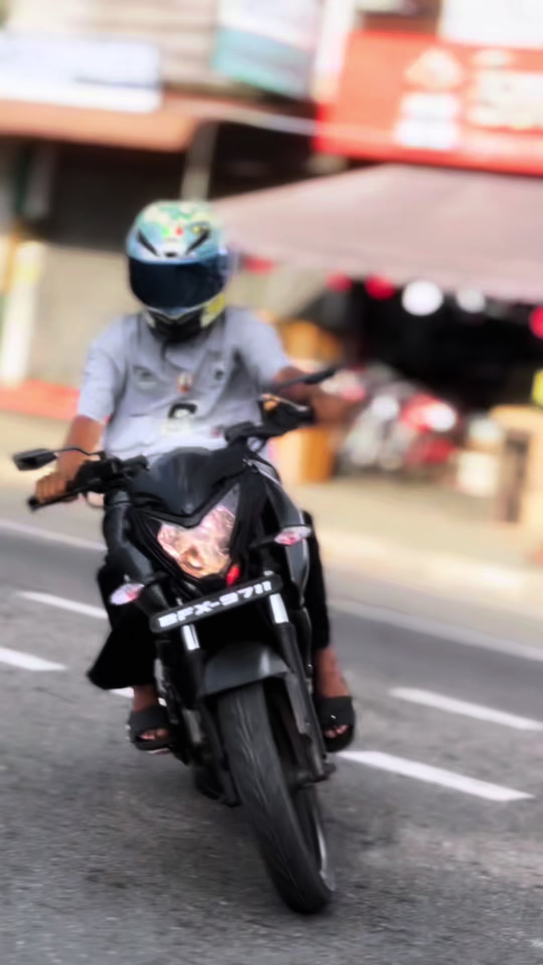 @โฏ ๐๐ง
