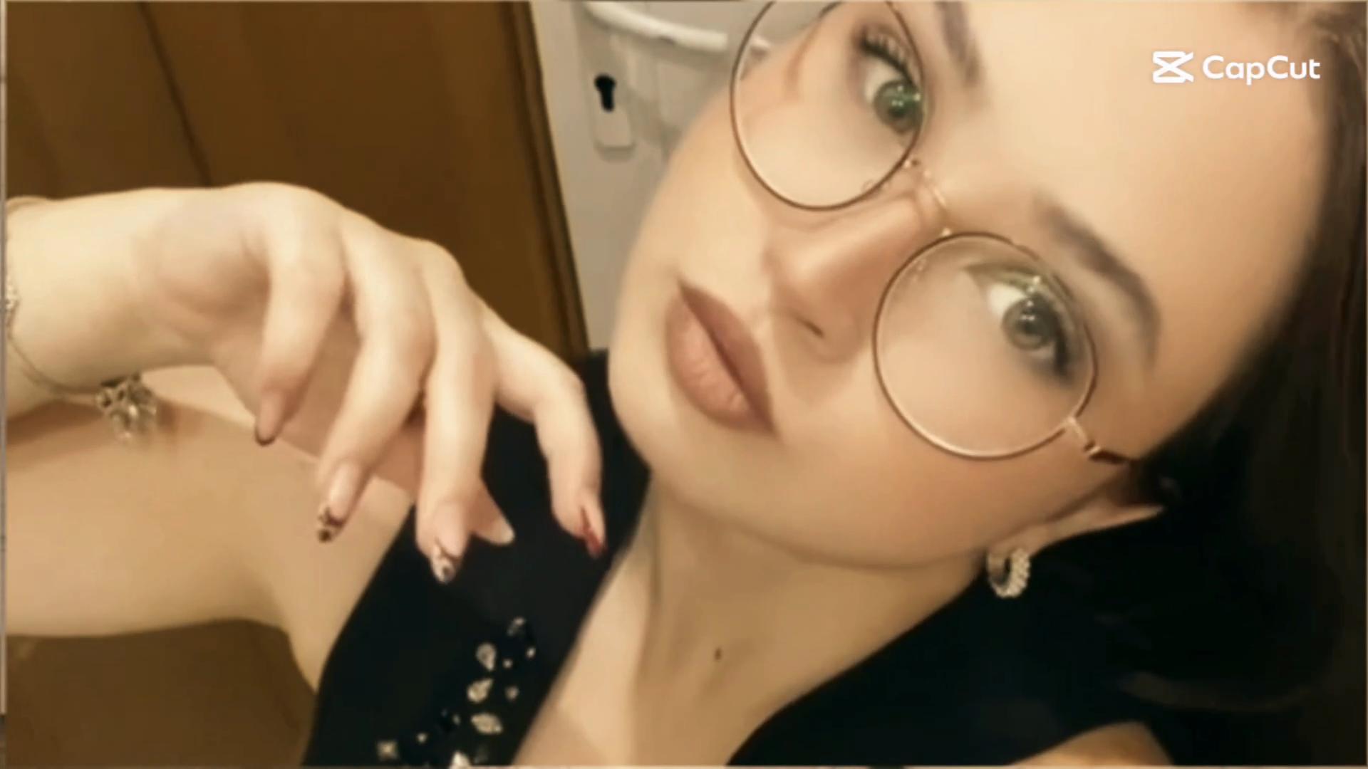 @T
