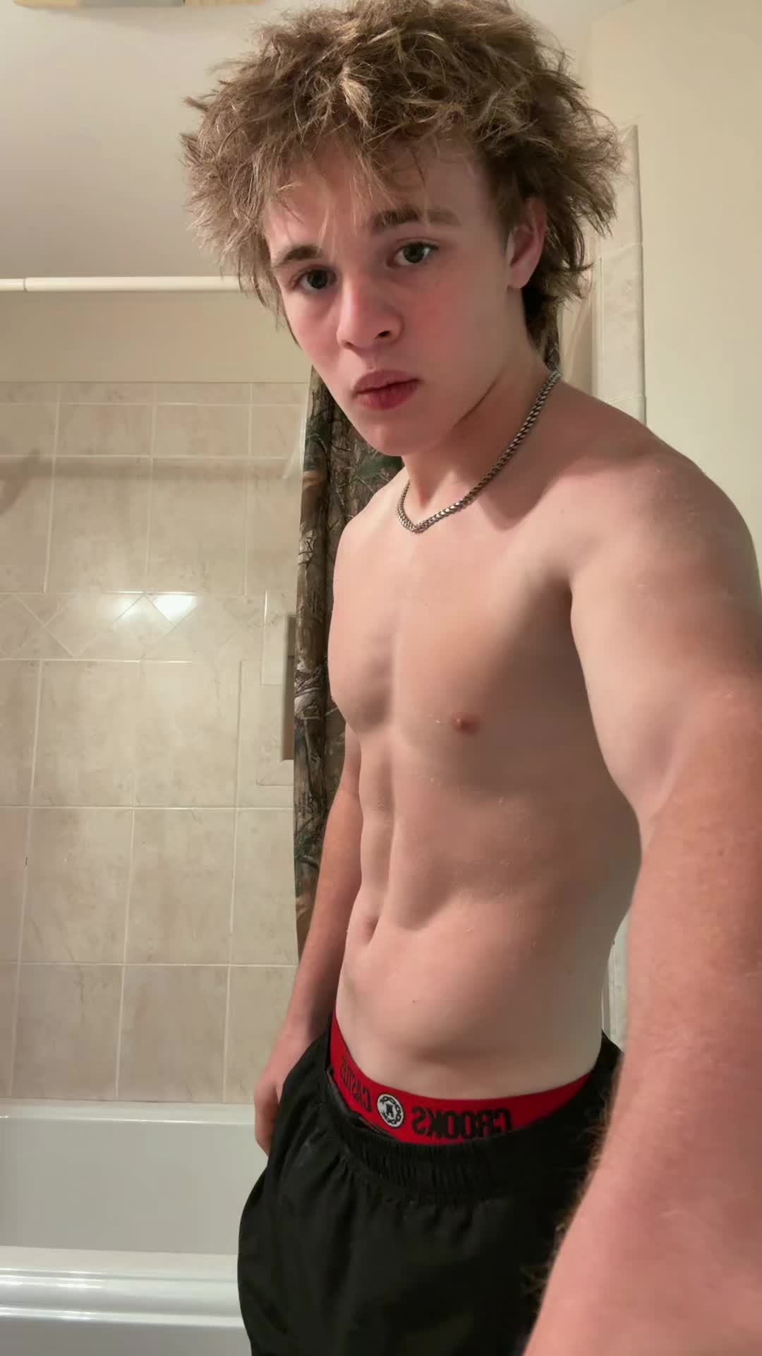 @Thomai