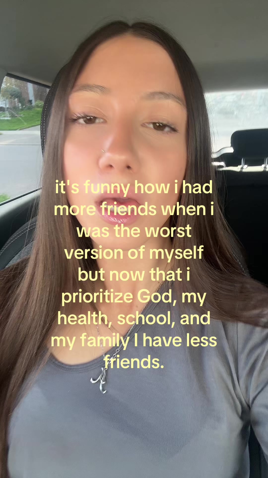 @Alana_mk