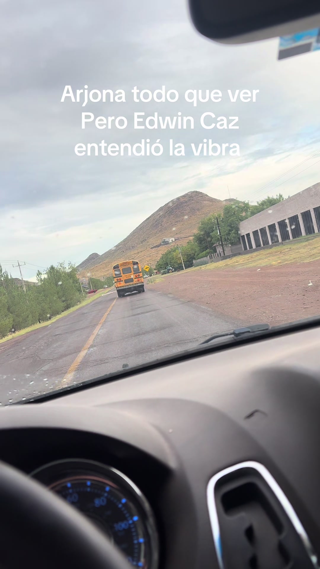 @Evelin Pay&aacute;n