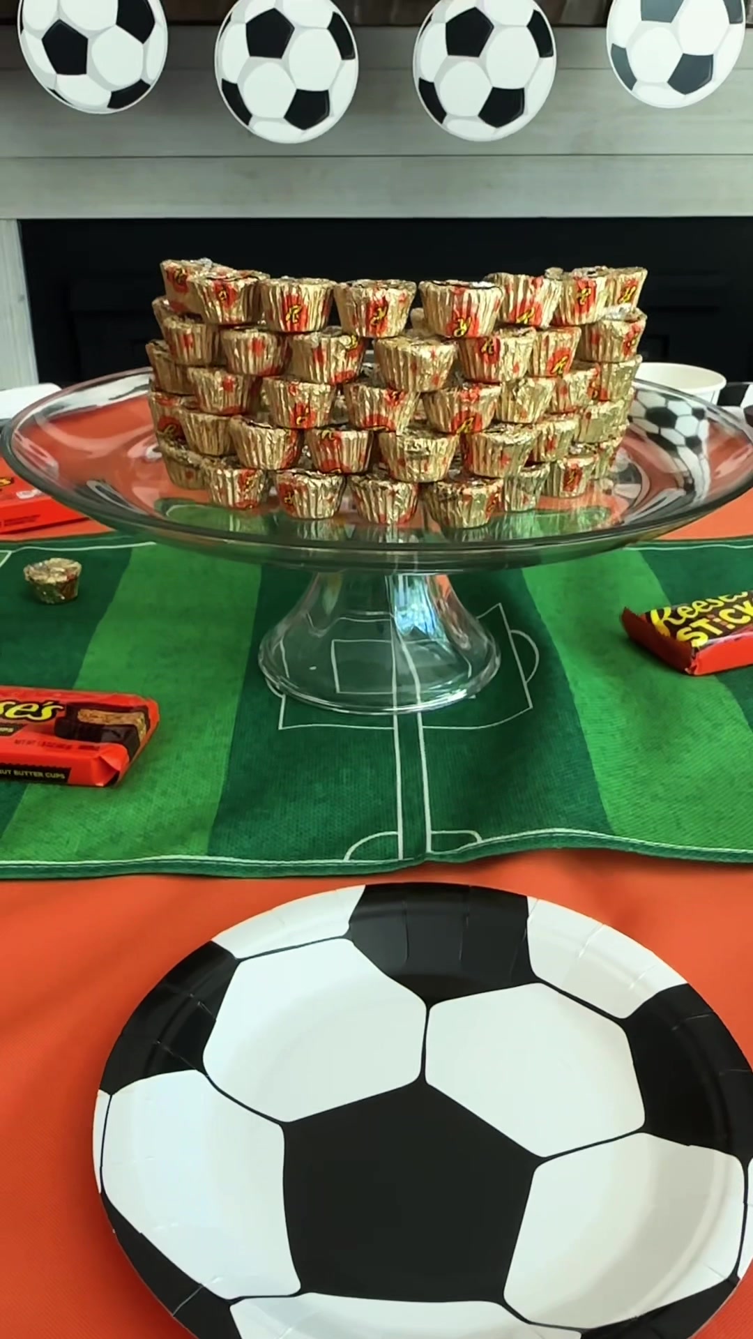 @Reese&rsquo;s