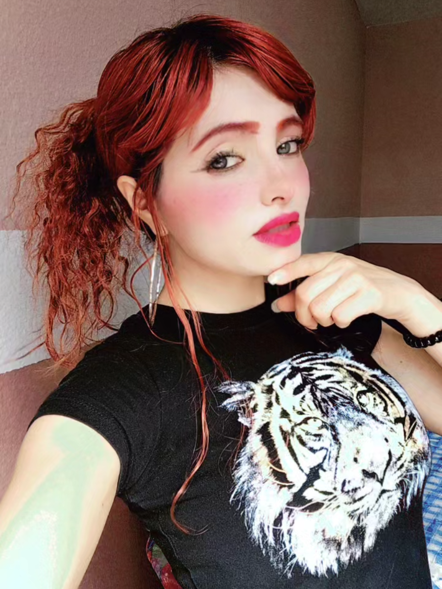 @𝕭𝖆𝖗𝖇𝖎♠️𝖌𝖚𝖙𝖎𝖊𝖗𝖊𝖟🥀