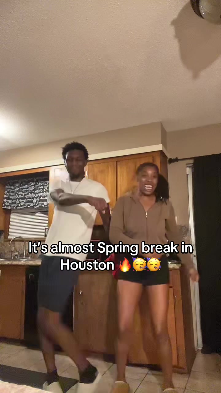 @Eazzy Trey