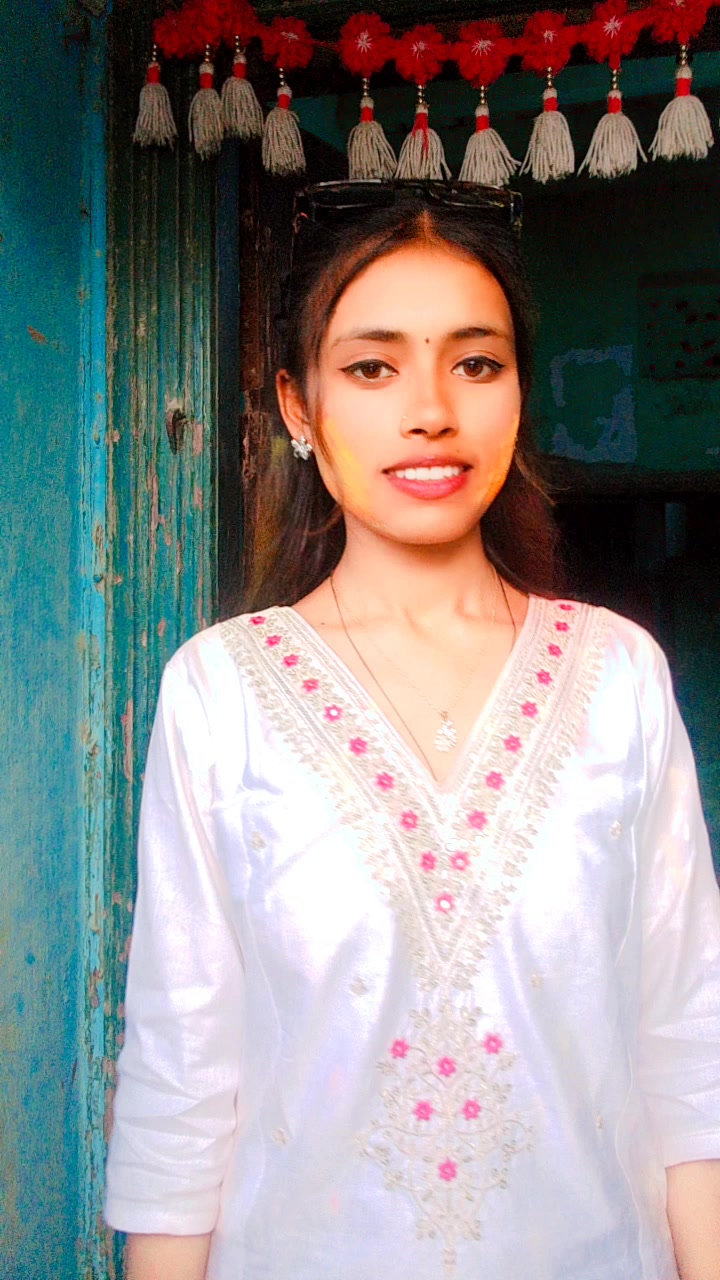 @Naina(^‿^)