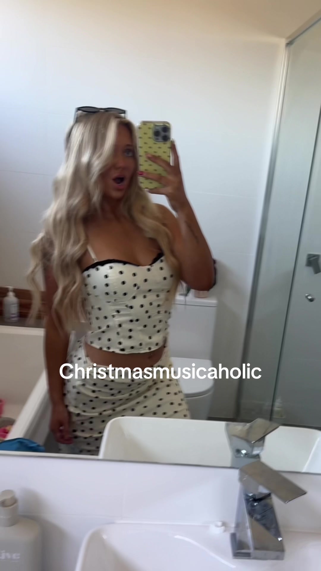 @Nikki
