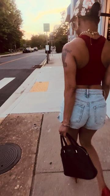 @Style_Tia Danielle