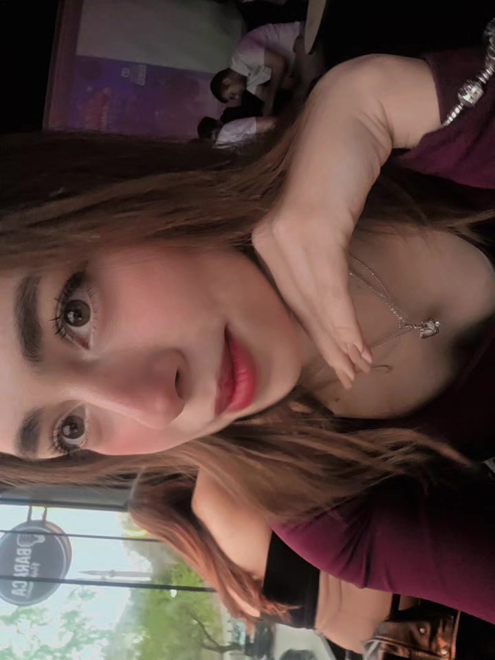 @heyitsmolly🫧