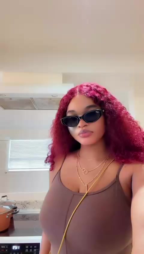 @Adjoa🎀🍒