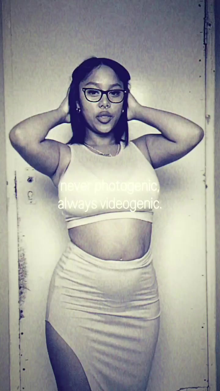 @thatgirlyonie