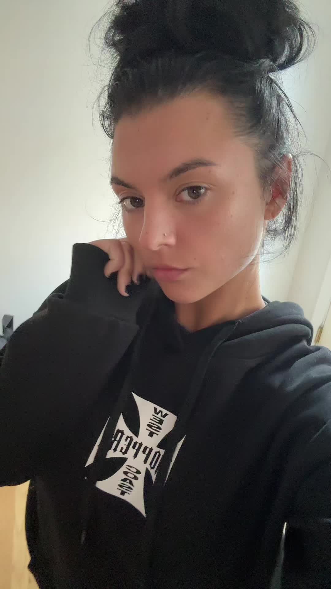 @Meesh🕷️💋🎱🍒