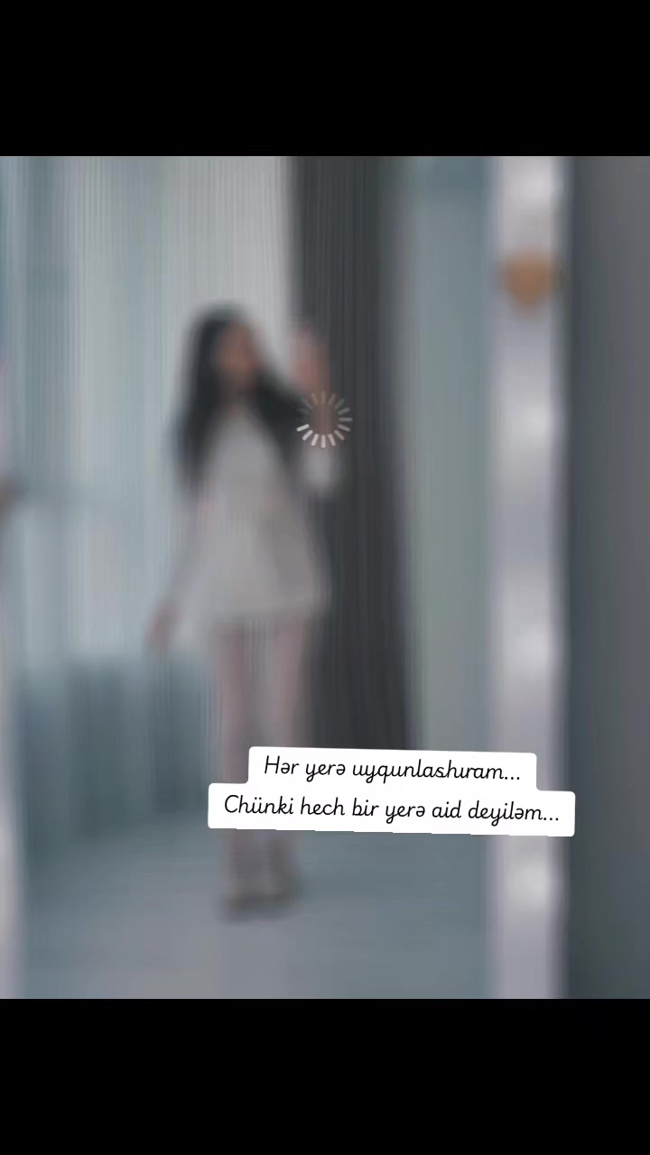 @꧁𝕾꧂