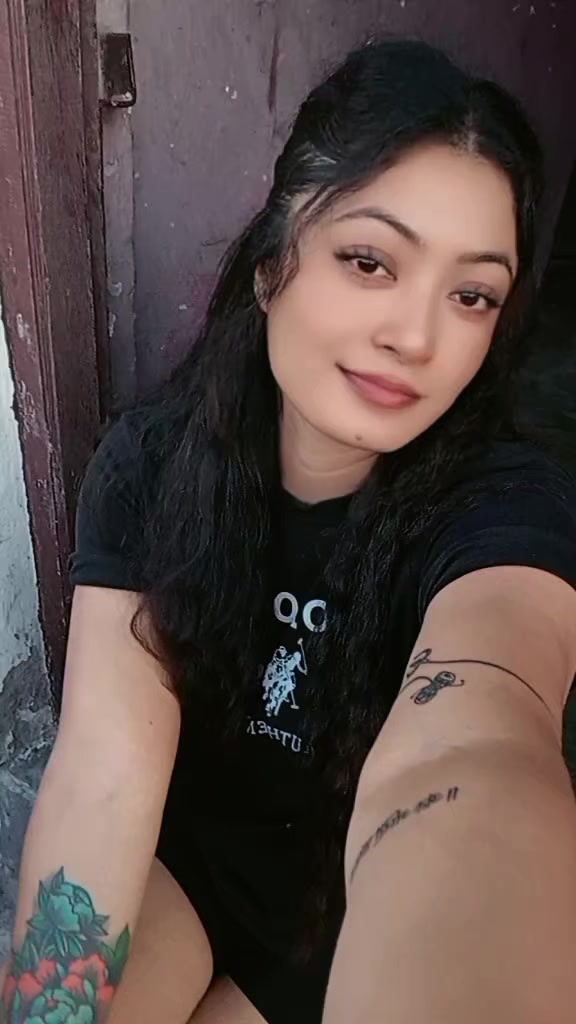 @कल्पना श्रेष्ठ 🌊