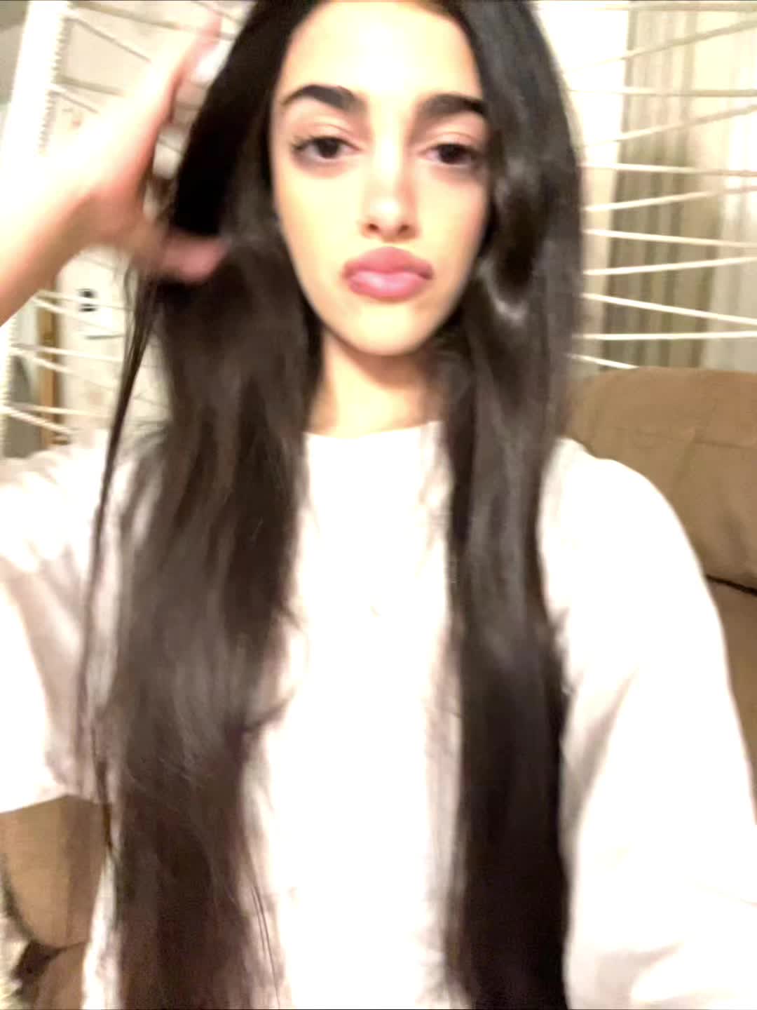 @AVA