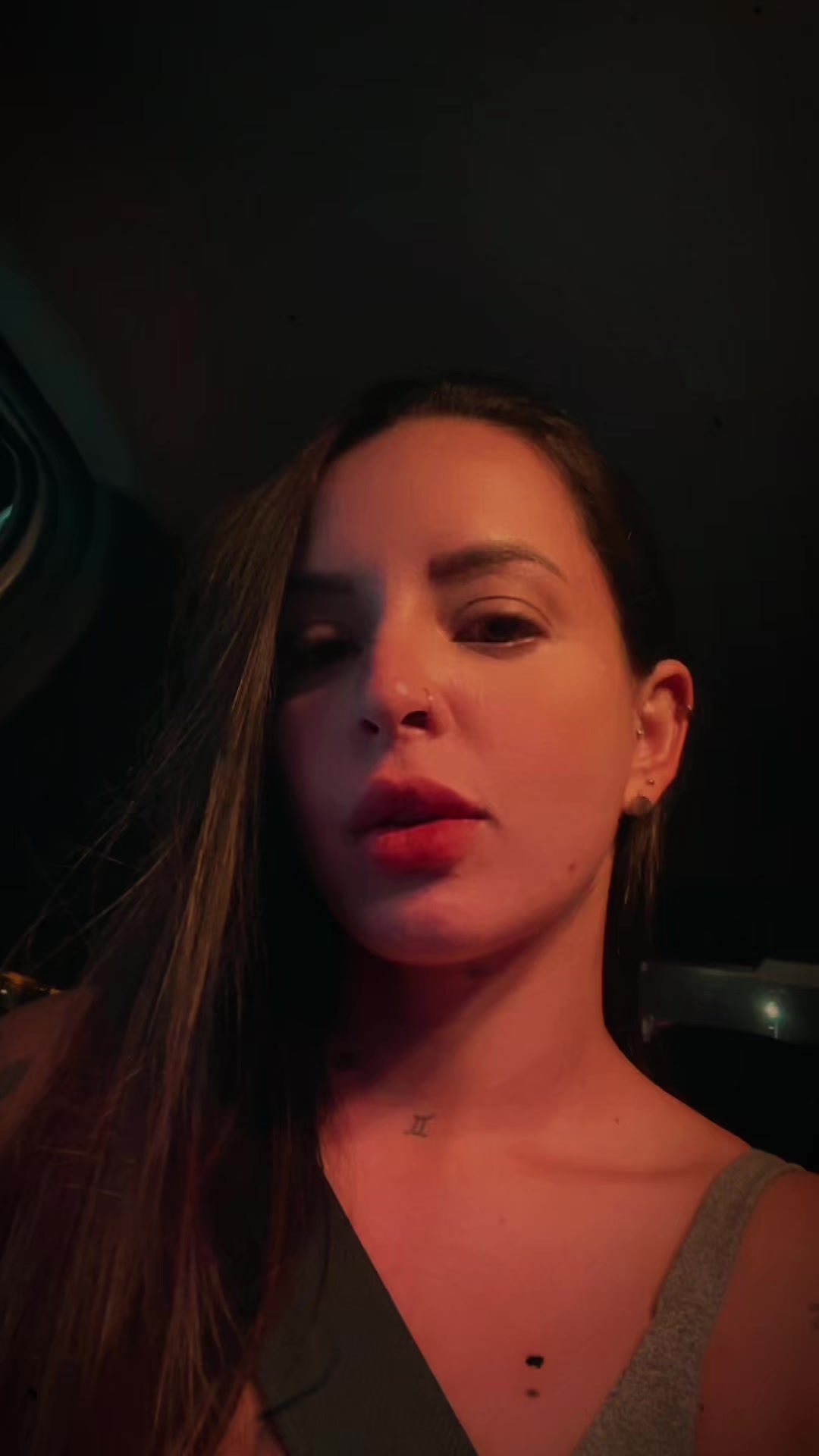 @Thayscarvalhooh