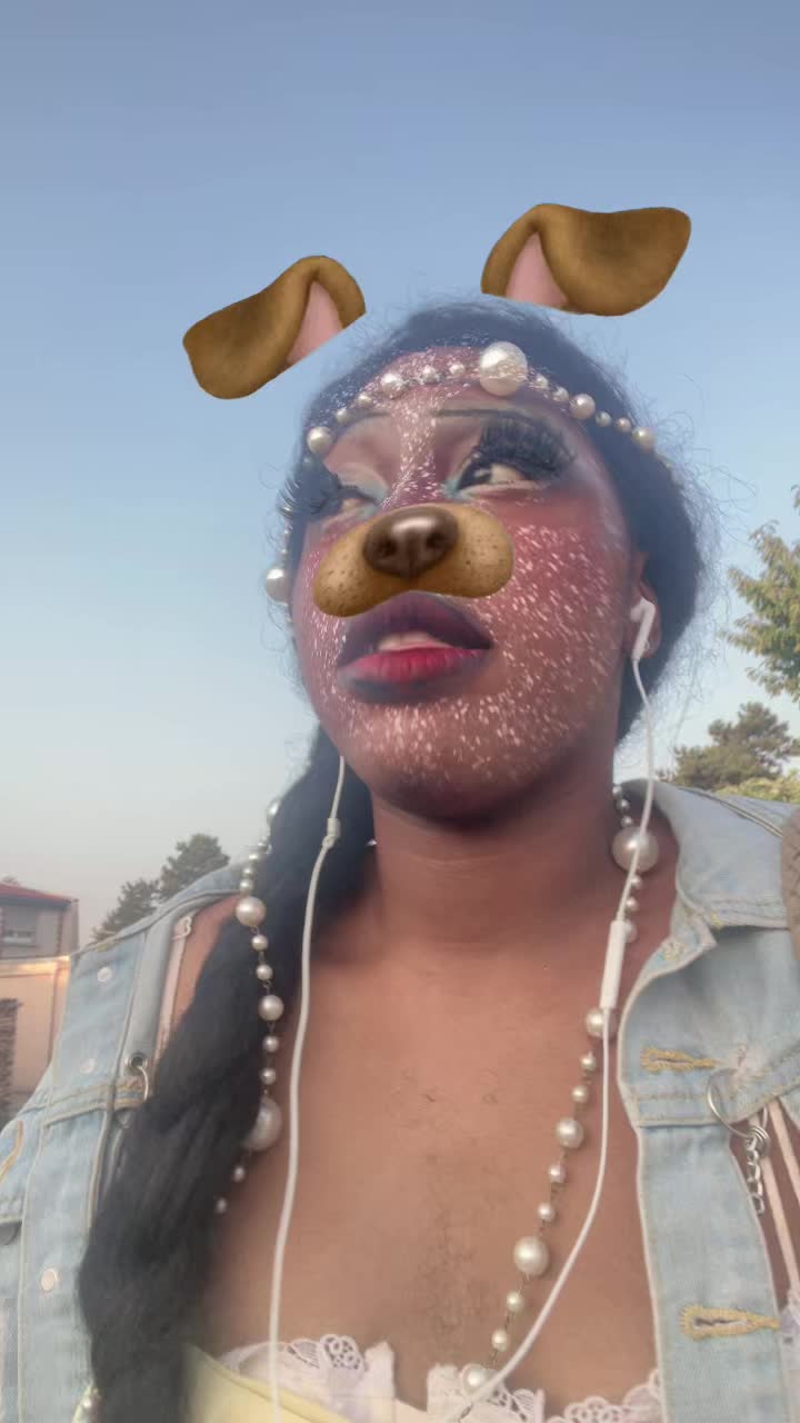 @🙈