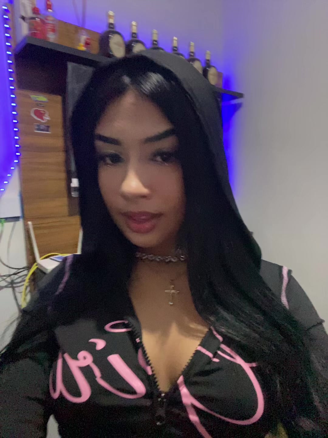 @𝐄𝐯𝐞𝐥𝐥𝐲𝐧 🐆