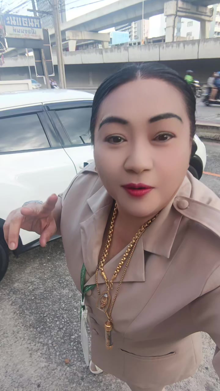 @ชุลีพร ใจเย็น