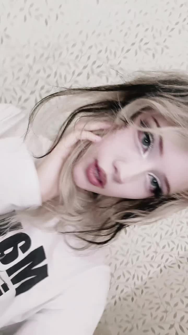 @✧・゚: *✧・゚:*