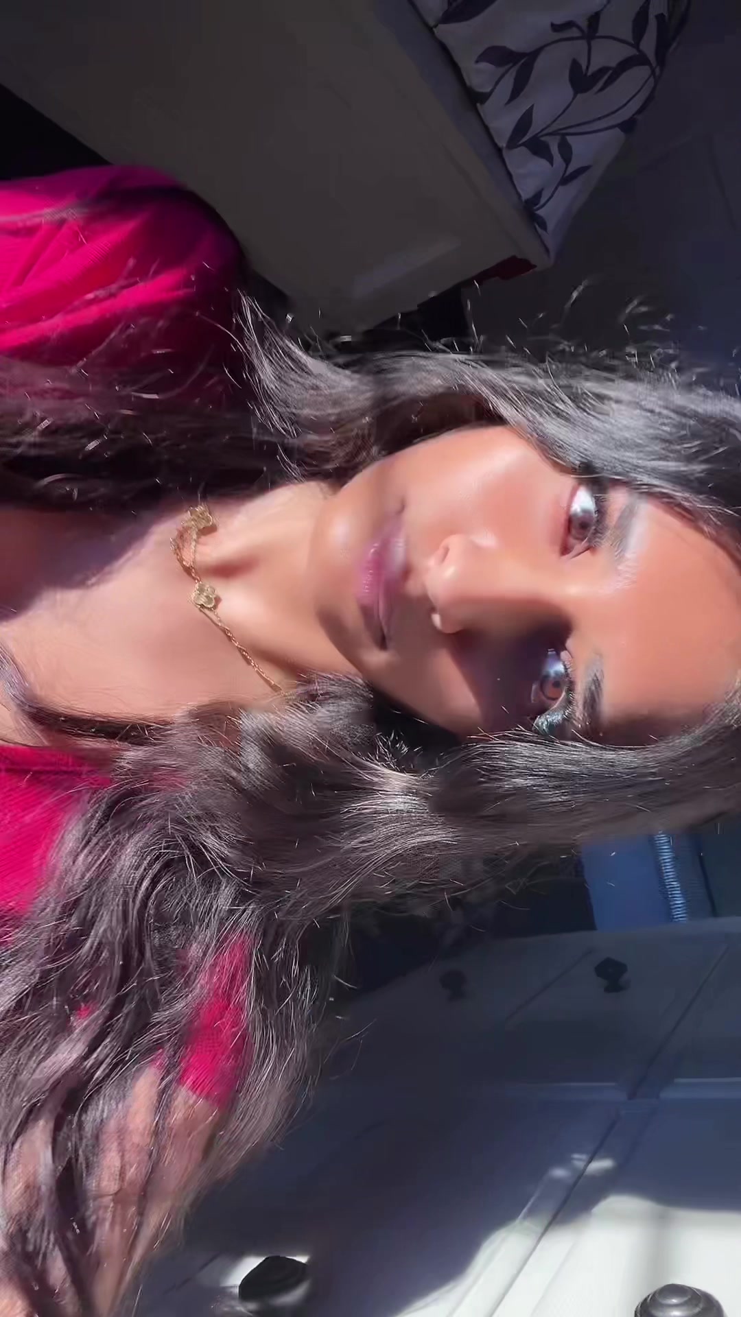 @shainaॐ