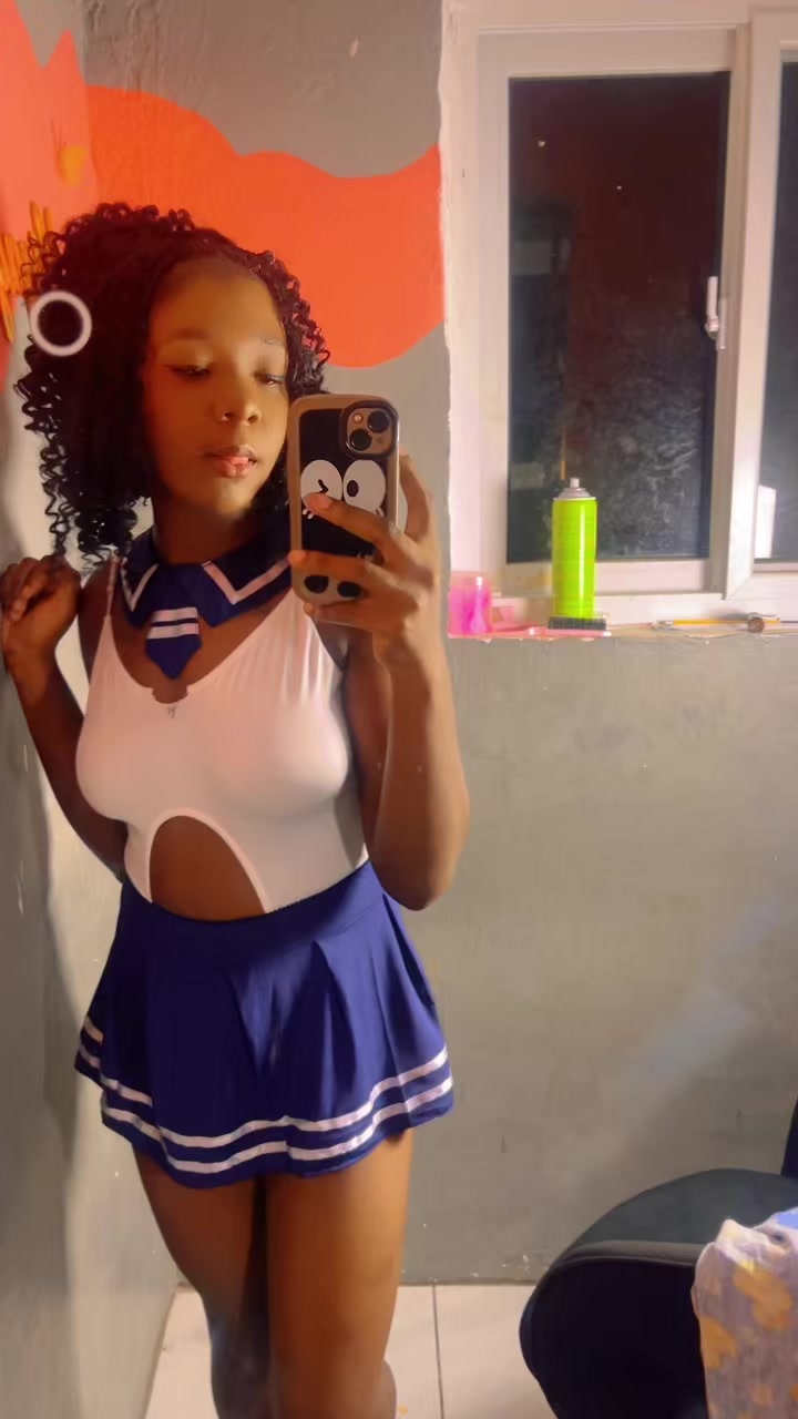 @shaniek_0