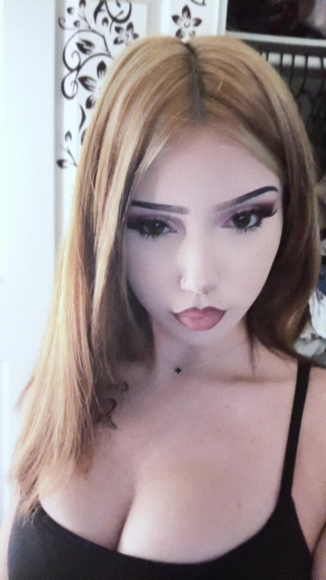 @𝒊𝒔𝜶𝜷𝜺𝜾𝜾𝜺