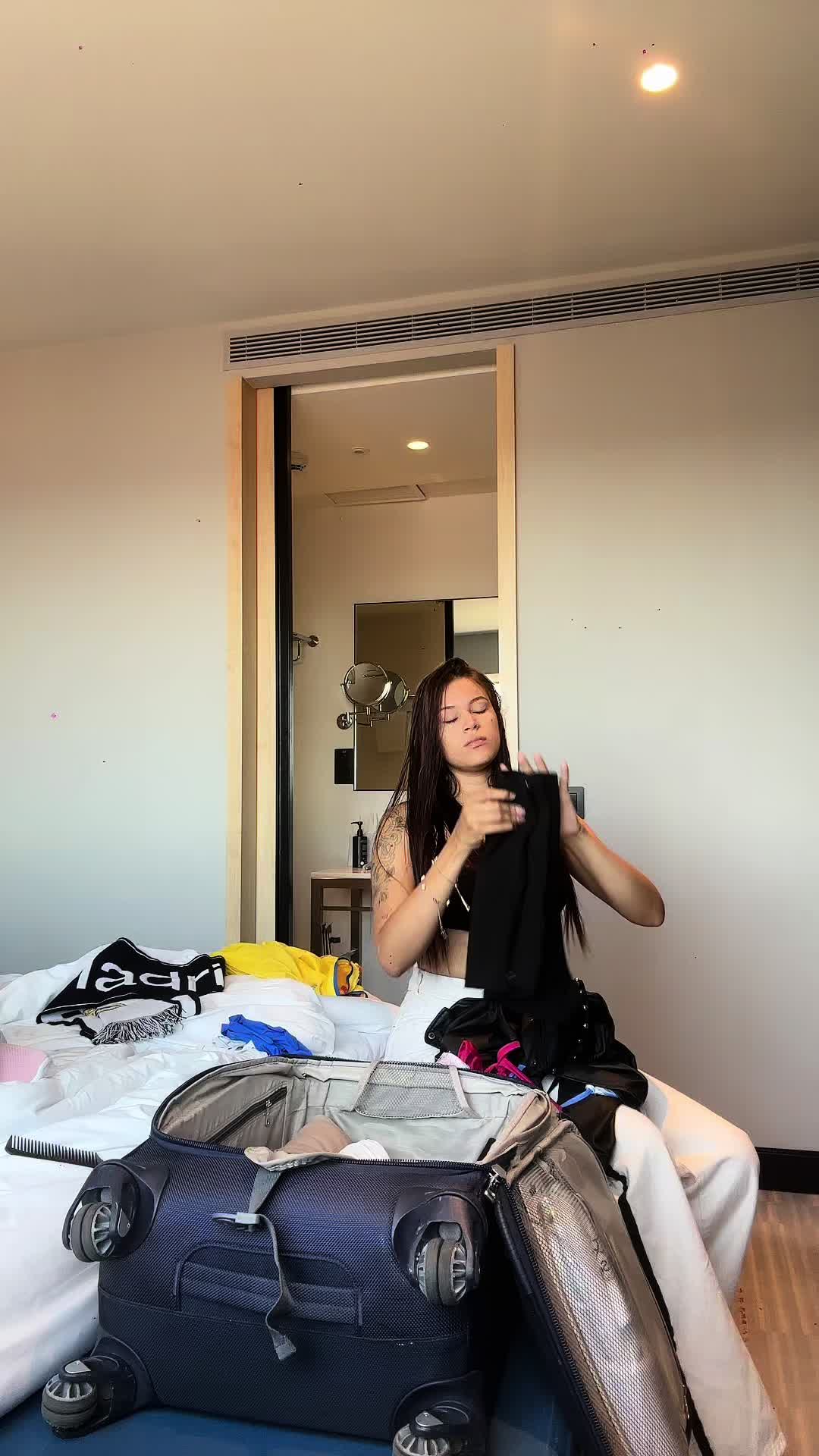 @๐๐.