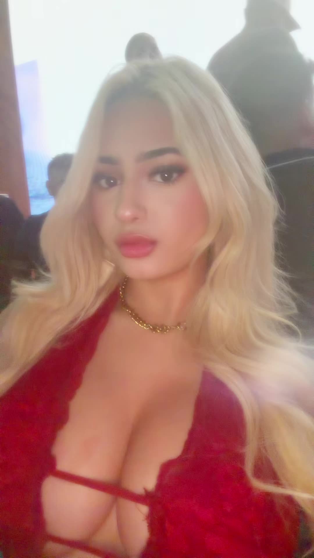 @Ari
