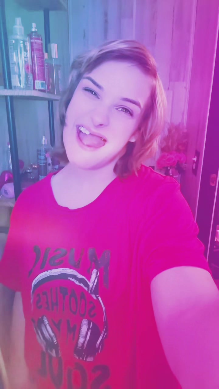 @♥️BEAUTIFUL QUEEN♥️