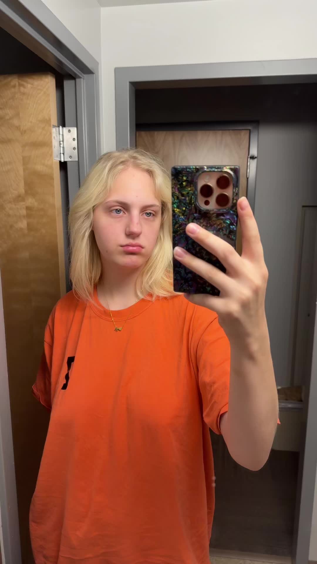 @Mi♌️