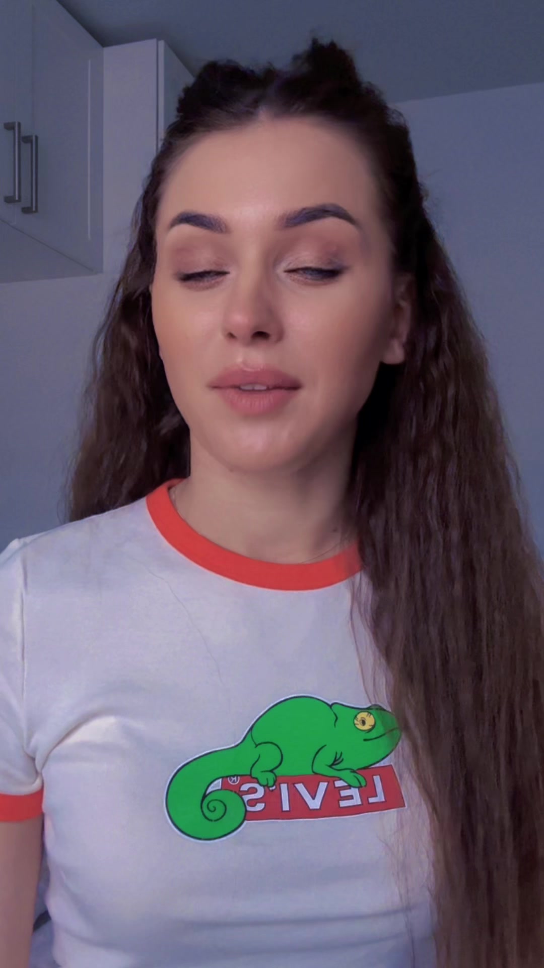 @anishoaratutuianu