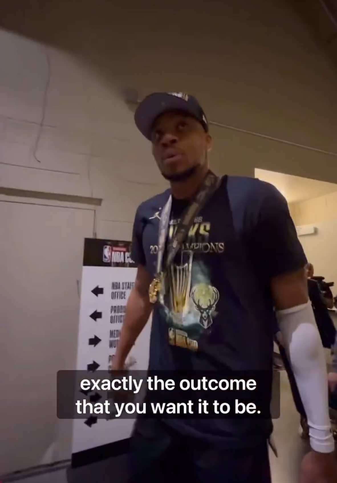 @Giannis Antetokounmpo