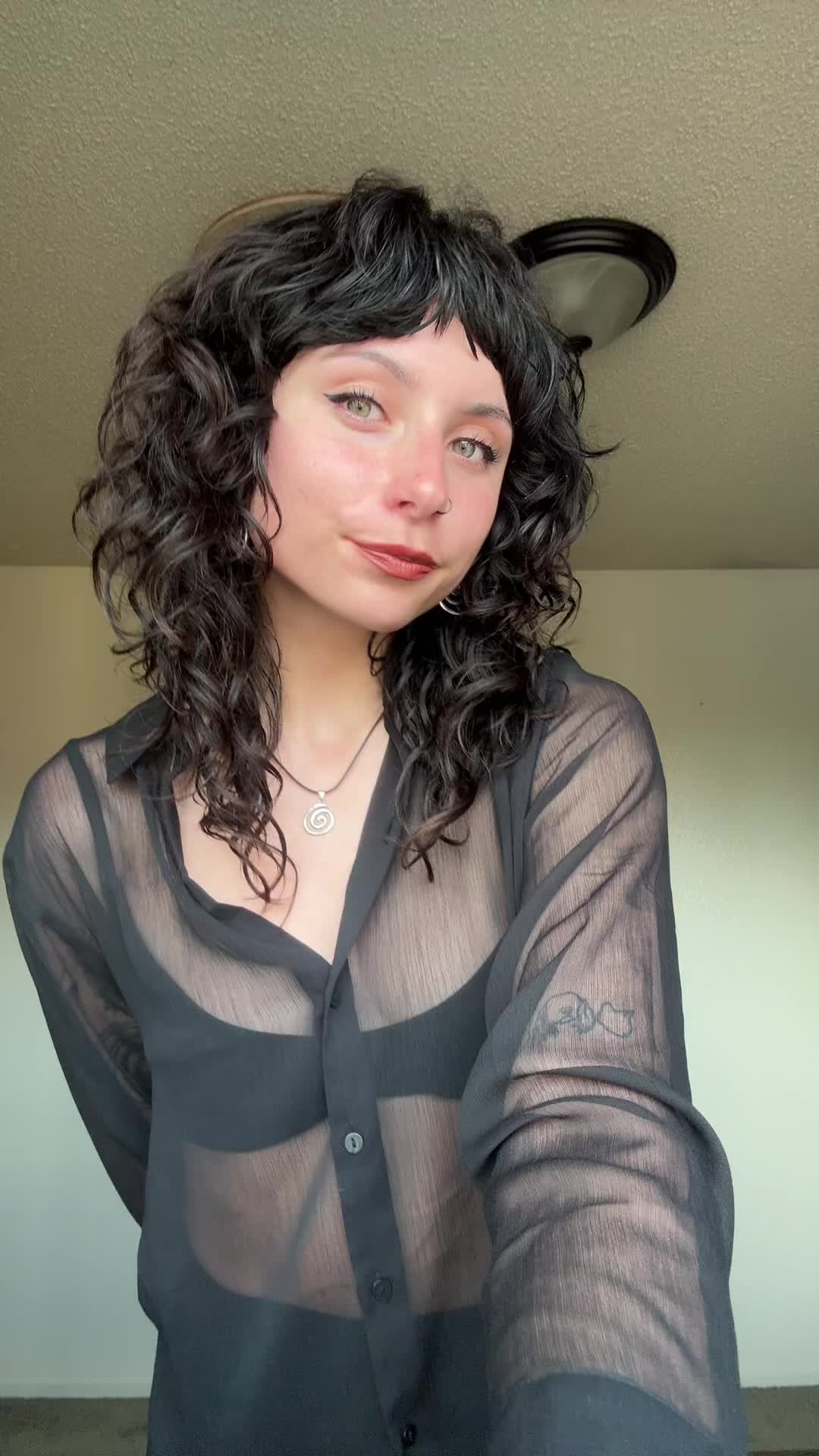 @lizzerd kween | radio witch