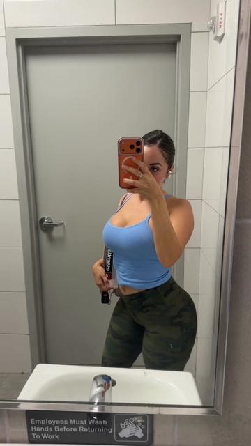 @angiejade93