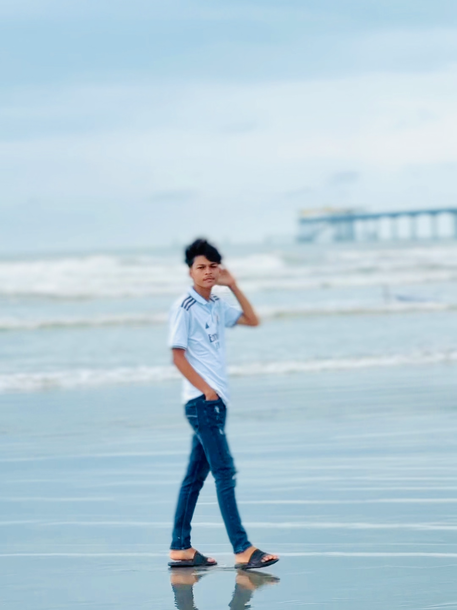 @ᴍΛᴢ!ᴅ 