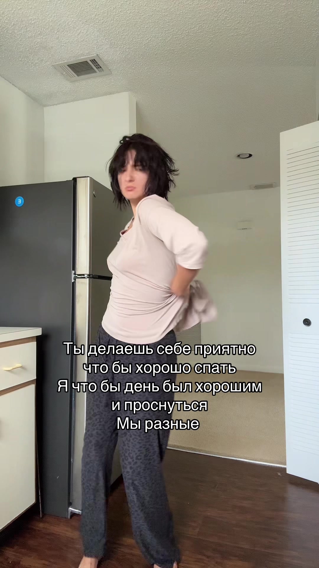 @AlinaTalksLove
