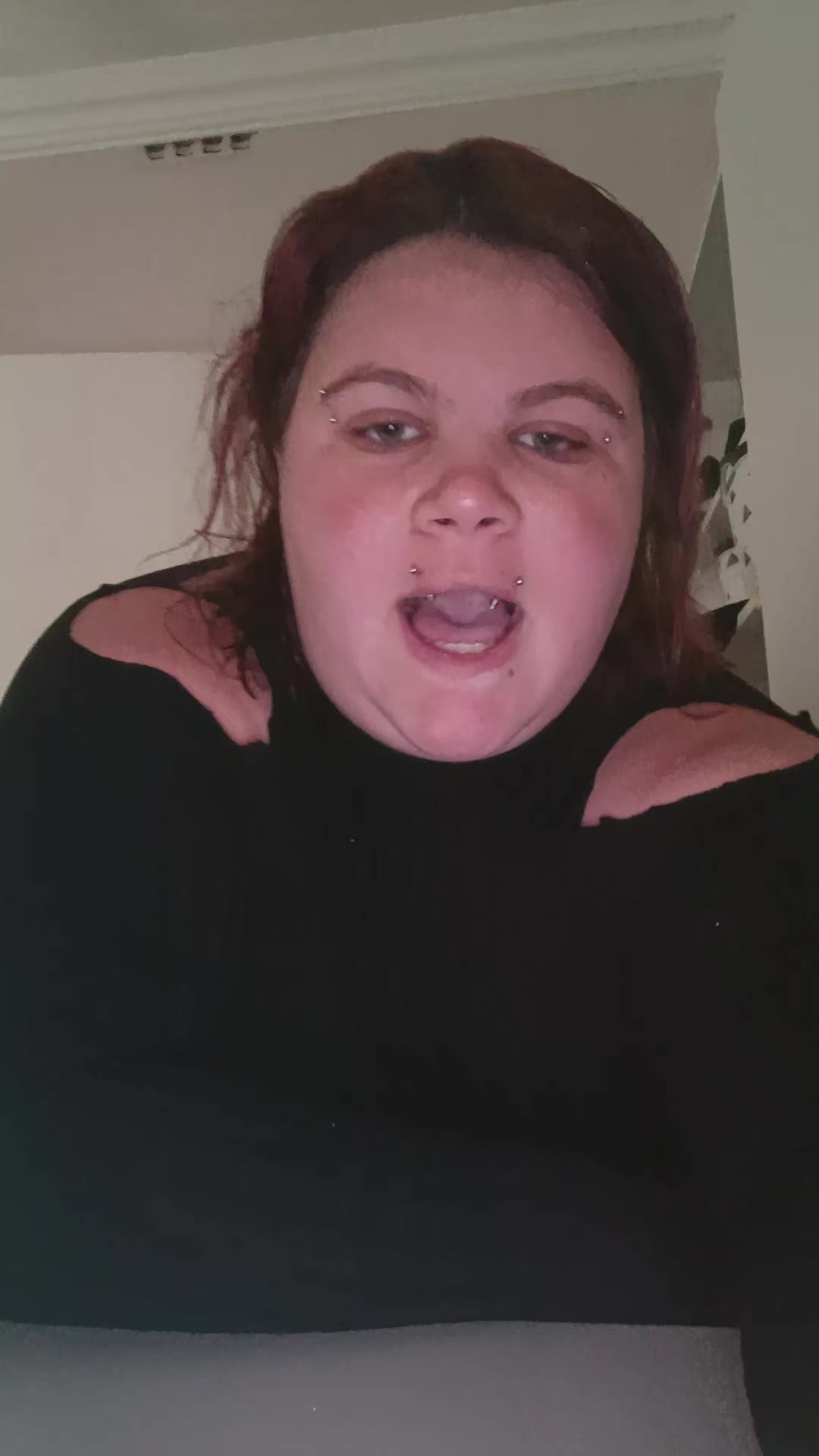 @<3
