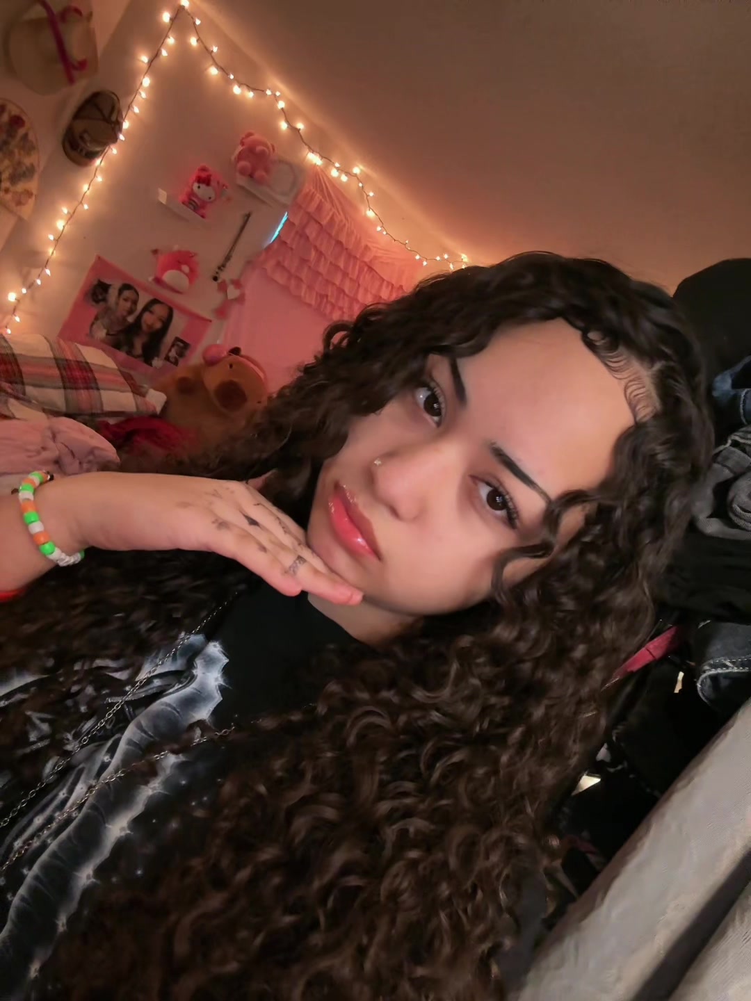 @(susyidk_umm)  acc <3