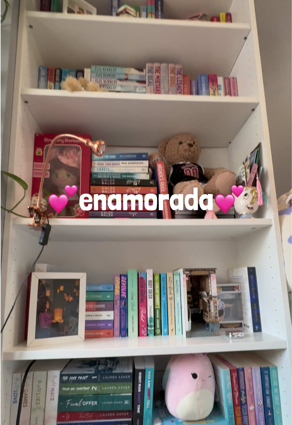 @Valentina 📚🩵