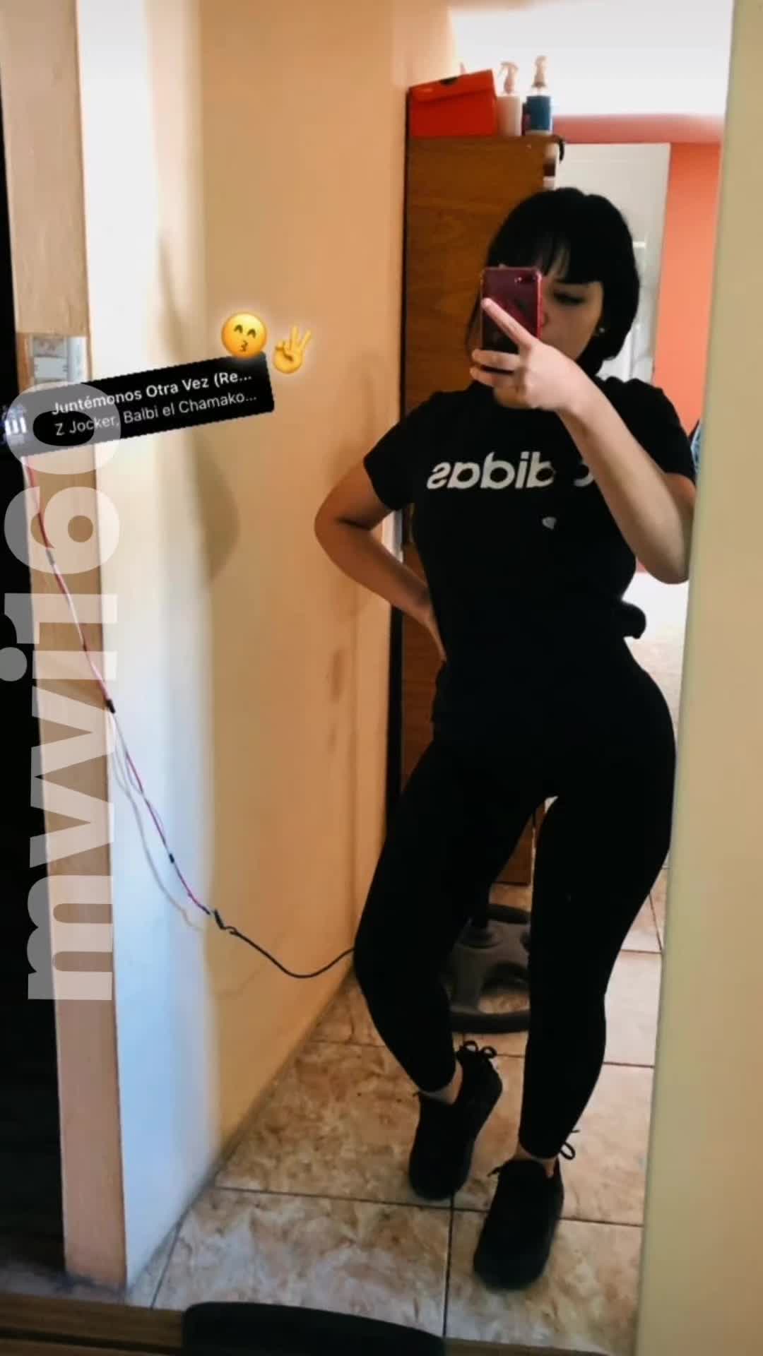 @♕