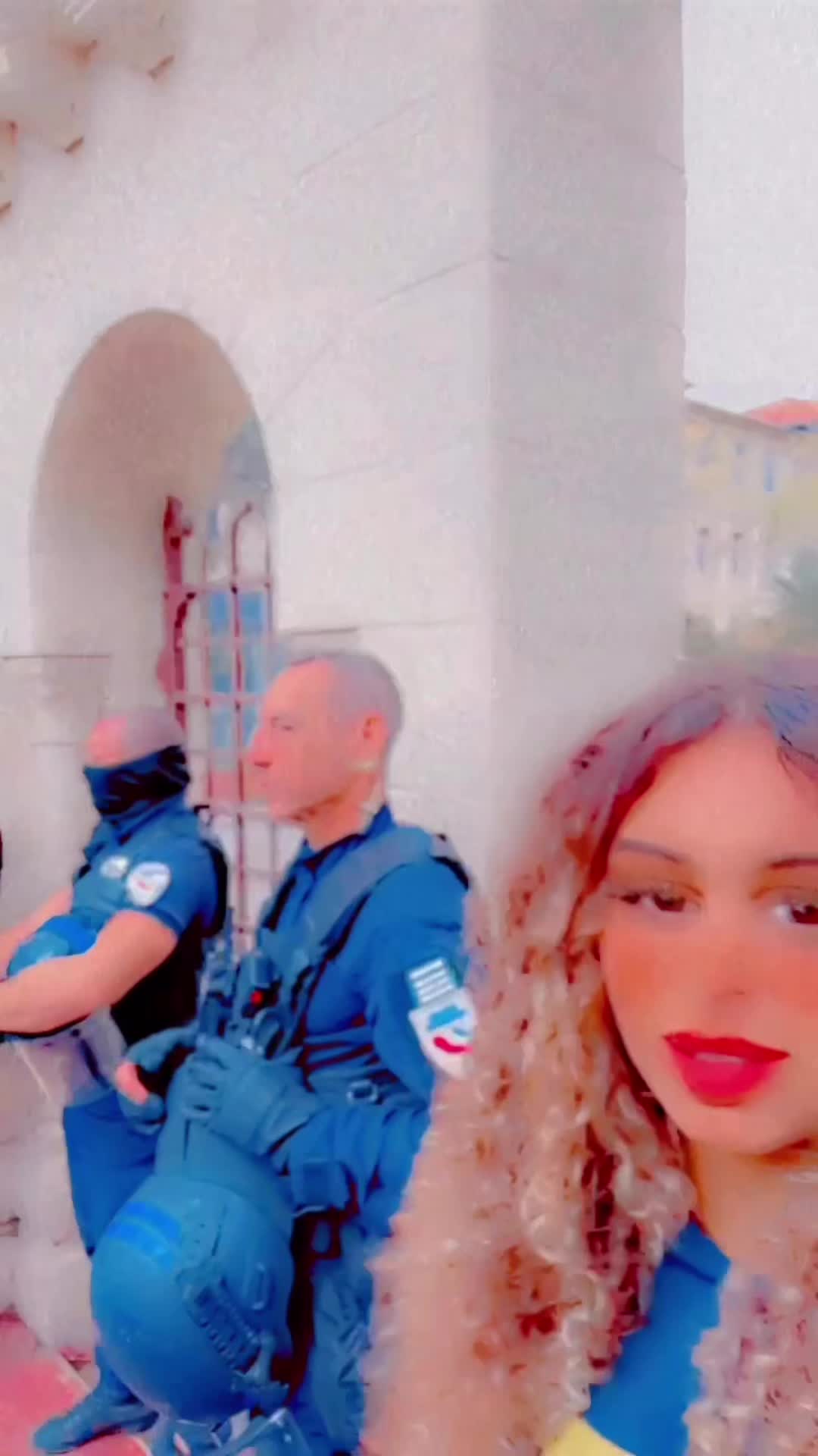 @𝐤𝐞𝐥𝐲😎